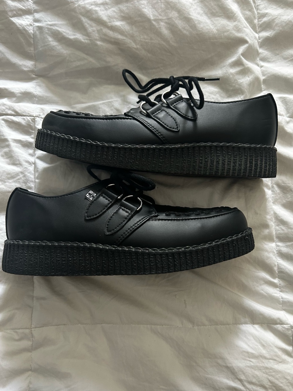 T.U.K Black TUKskin Viva Low Creeper mens size 7 womens size 9 Euro 40